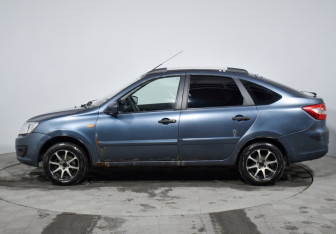 Подержанный автомобиль LADA (ВАЗ) Granta Liftback 2014 года (8 фото)