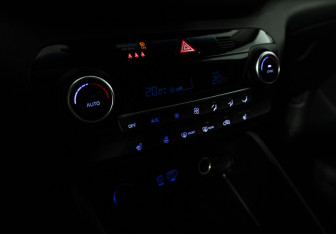 Подержанный автомобиль Hyundai Tucson 2020 года (16 фото)