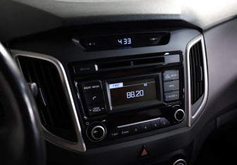 Подержанный автомобиль Hyundai Creta 2018 года (14 фото)