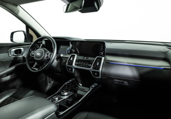Подержанный автомобиль Kia Sorento 2020 года (9 фото)