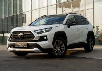 Новый Toyota RAV4 2025 (3 фото)