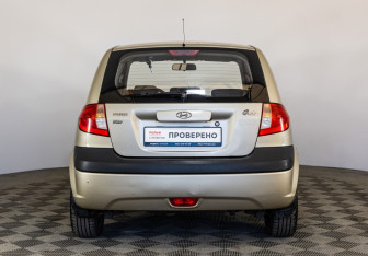 Подержанный автомобиль Hyundai Getz 2005 года (6 фото)