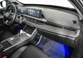 Подержанный автомобиль Chery Tiggo 7 Pro Max 2022 года (14 фото)