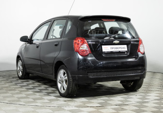 Подержанный автомобиль Chevrolet Aveo Hatchback 2008 года (7 фото)