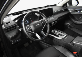 Подержанный автомобиль Haval Jolion 2022 года (9 фото)