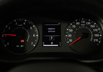 Подержанный автомобиль Renault Duster 2022 года (12 фото)