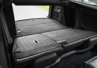 Подержанный автомобиль Land Rover Range Rover Evoque 2012 года (31 фото)