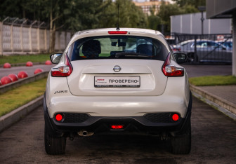 Подержанный автомобиль Nissan Juke 2018 года (7 фото)