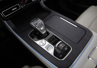 Подержанный автомобиль GAC GS8 2024 года (12 фото)
