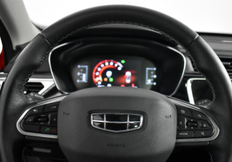 Подержанный автомобиль Geely Atlas Pro 2022 года (21 фото)