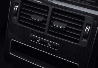Подержанный автомобиль Land Rover Range Rover Sport 2015 года (30 фото)
