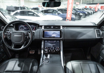 Подержанный автомобиль Land Rover Range Rover Sport 2019 года (13 фото)
