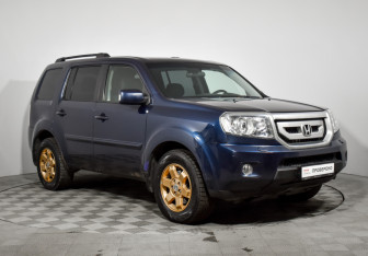 Подержанный автомобиль Honda Pilot 2008 года (3 фото)