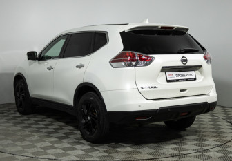 Подержанный автомобиль Nissan X-Trail 2018 года (7 фото)