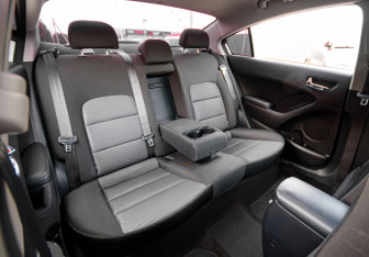 Подержанный автомобиль Kia Cerato Sedan 2016 года (10 фото)