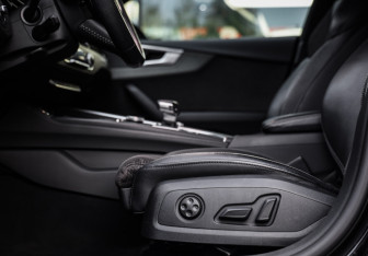 Подержанный автомобиль Audi A5 Liftback 2019 года (24 фото)