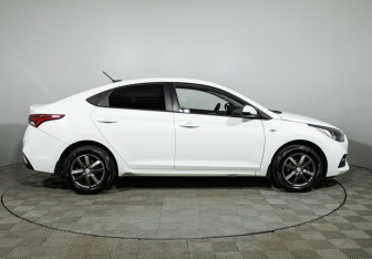 Подержанный автомобиль Hyundai Solaris Sedan 2018 года (4 фото)