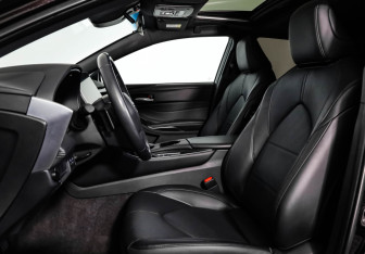 Подержанный автомобиль Omoda C5 2022 года (27 фото)