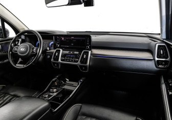Подержанный автомобиль Kia Sorento 2020 года (10 фото)