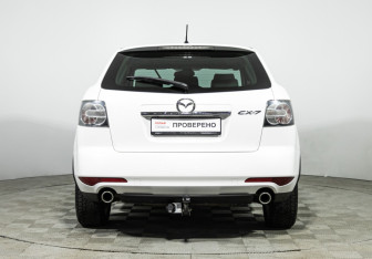 Подержанный автомобиль Mazda CX-7 2011 года (6 фото)