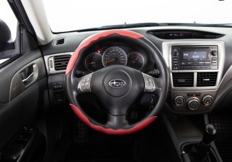 Подержанный автомобиль Subaru Impreza Hatchback 2007 года (10 фото)