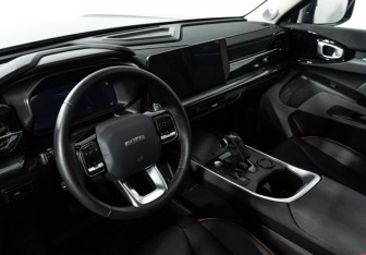 Подержанный автомобиль Haval H3 2024 года (11 фото)