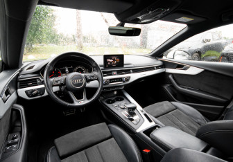 Подержанный автомобиль Audi A5 Liftback 2018 года (7 фото)