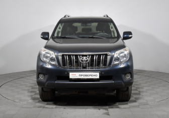 Подержанный автомобиль Toyota Land Cruiser Prado 2013 года (2 фото)