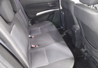 Подержанный автомобиль Suzuki SX4 Hatchback 2014 года (13 фото)