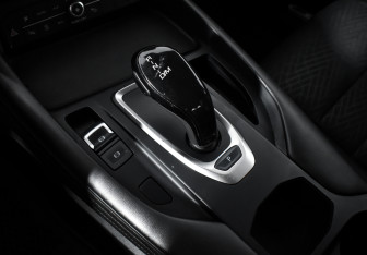 Подержанный автомобиль Haval F7 2024 года (11 фото)