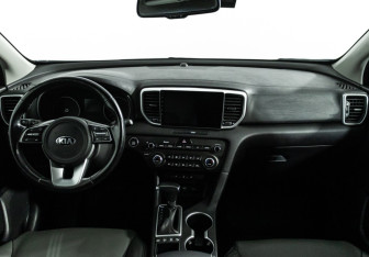 Подержанный автомобиль Kia Sportage 2021 года (13 фото)