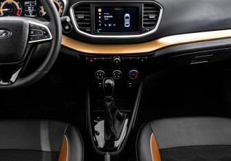 Подержанный автомобиль LADA (ВАЗ) Vesta Sedan 2024 года (15 фото)