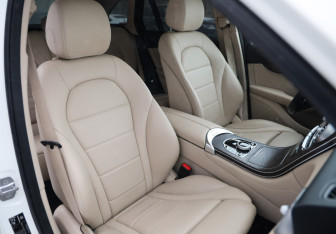 Подержанный автомобиль Mercedes-Benz GLC Coupe 2016 года (23 фото)