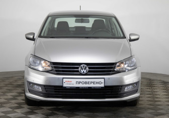 Подержанный автомобиль Volkswagen Polo Sedan 2018 года (2 фото)