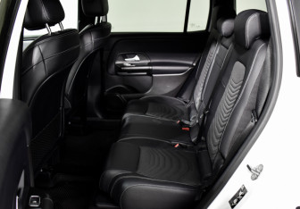 Подержанный автомобиль Mercedes-Benz GLB 2020 года (11 фото)