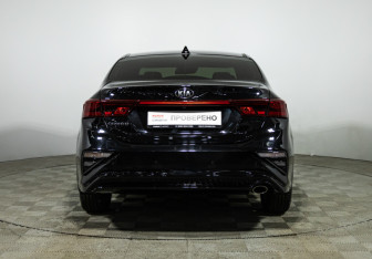 Подержанный автомобиль Kia Cerato Sedan 2020 года (6 фото)