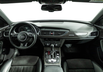 Подержанный автомобиль Audi A6 Sedan 2017 года (13 фото)