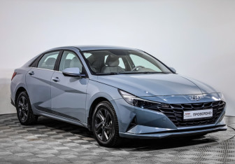 Подержанный автомобиль Hyundai Elantra Sedan 2021 года (3 фото)