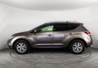 Подержанный автомобиль Nissan Murano Suv 2012 года (8 фото)
