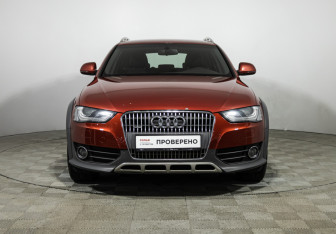 Подержанный автомобиль Audi A4 allroad 2015 года (2 фото)