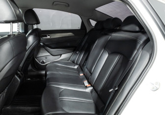 Подержанный автомобиль Hyundai Sonata 2019 года (10 фото)