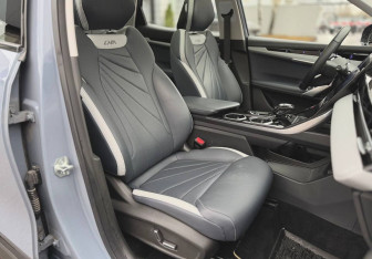 Подержанный автомобиль Geely Atlas 2024 года (27 фото)