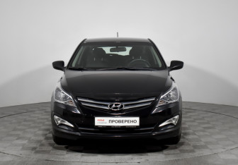 Подержанный автомобиль Hyundai Solaris Hatchback 2016 года (2 фото)