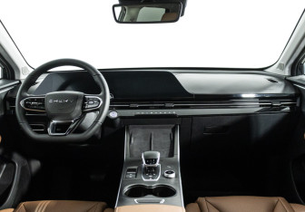 Подержанный автомобиль Omoda C5 2022 года (13 фото)