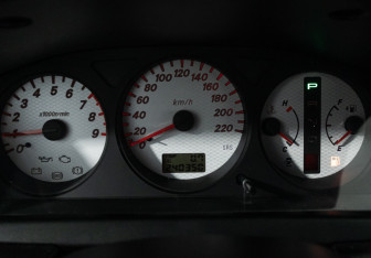 Подержанный автомобиль Mitsubishi Lancer Sedan 2006 года (12 фото)