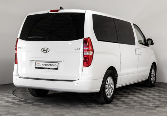 Подержанный автомобиль Hyundai H-1 2020 года (5 фото)