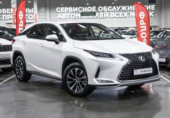 Подержанный автомобиль Lexus RX 2021 года (5 фото)