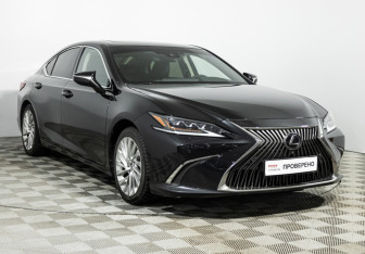 Подержанный автомобиль Lexus ES 2018 года (3 фото)