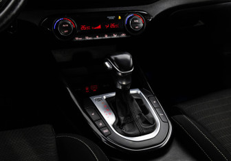 Подержанный автомобиль Kia Cerato Sedan 2019 года (13 фото)