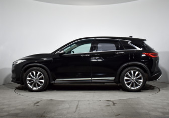 Подержанный автомобиль Infiniti QX50 2019 года (8 фото)